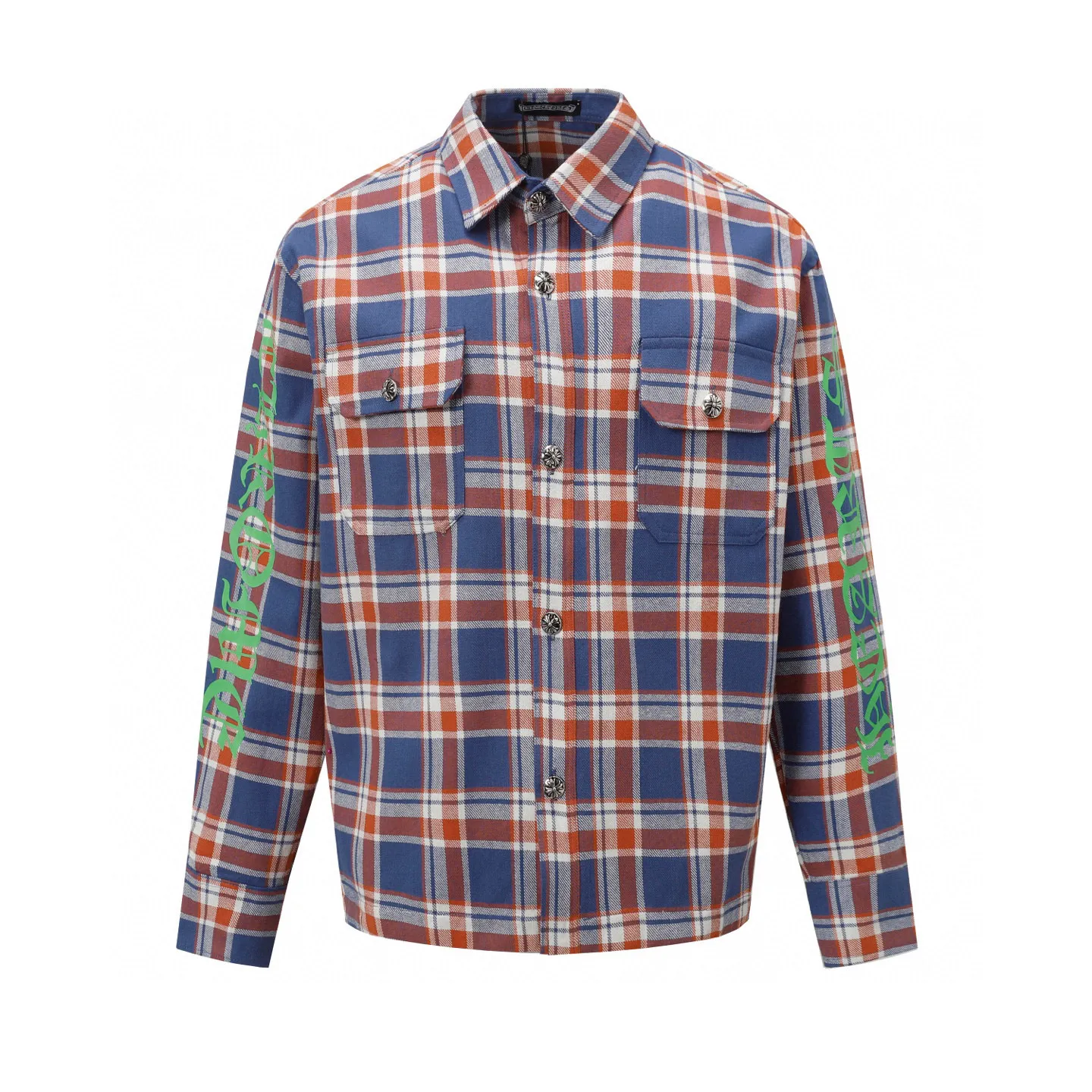 🅿️380 ch|24fw Crow Heart New Striped Plaid Splicing Silver Button Cardigan Shirt Process description: The fabric is made of custom-woven and custom-dyed wool blended fabric. The fabric contains wool components and has a very good texture. All the plaids are counter-position stitching. Every size and every plaid splicing is counter-position. It not only consumes fabric but also takes time. The details are very delicate. The sleeve logo printing uses special pulping. The characteristic of the printing process is the use of high-performance glue for printing, which creates a sense of layering on the printed pattern. The accessories of the new yb mold are used. Buttons and pocket silver jewelry are custom-developed using silver-plated foti materials. The cuffs are made with buttons and snaps that are consistent with yb and are designed with loose fit. The oversized version is truly restored. Color: blue/green/red. Size: S-XL.